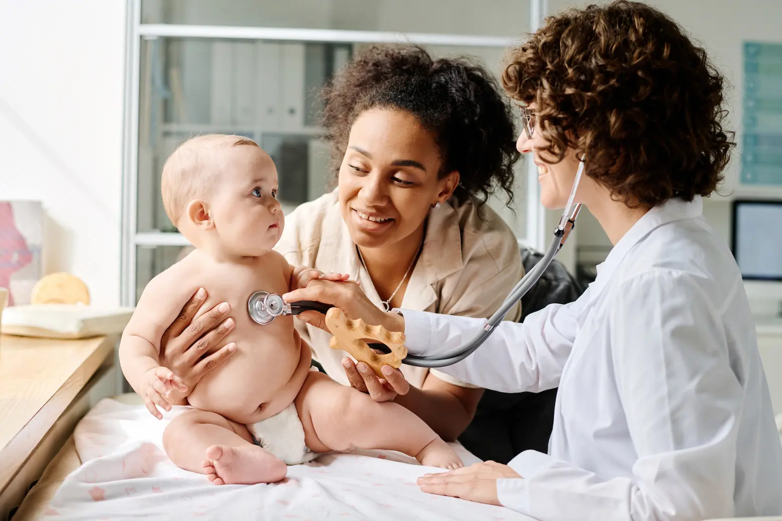 Rendez-vous obligatoire bébé : qui et quand consulter ? may app santé