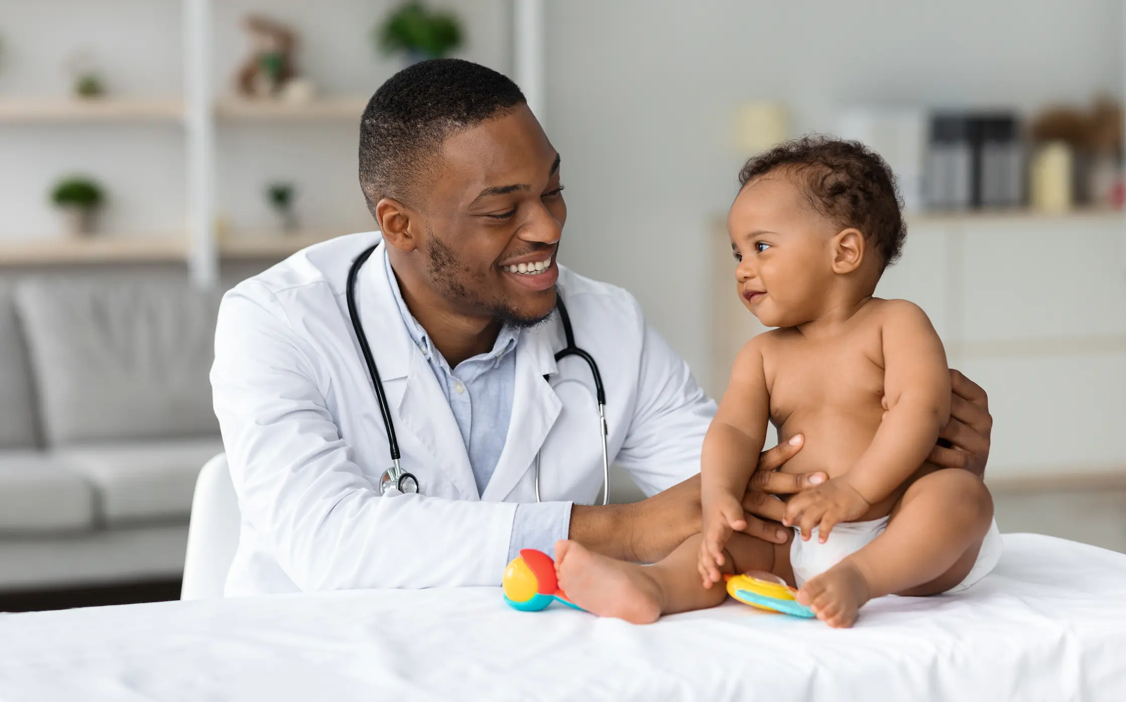 Rendez-vous obligatoire bébé : qui et quand consulter ? may app santé
