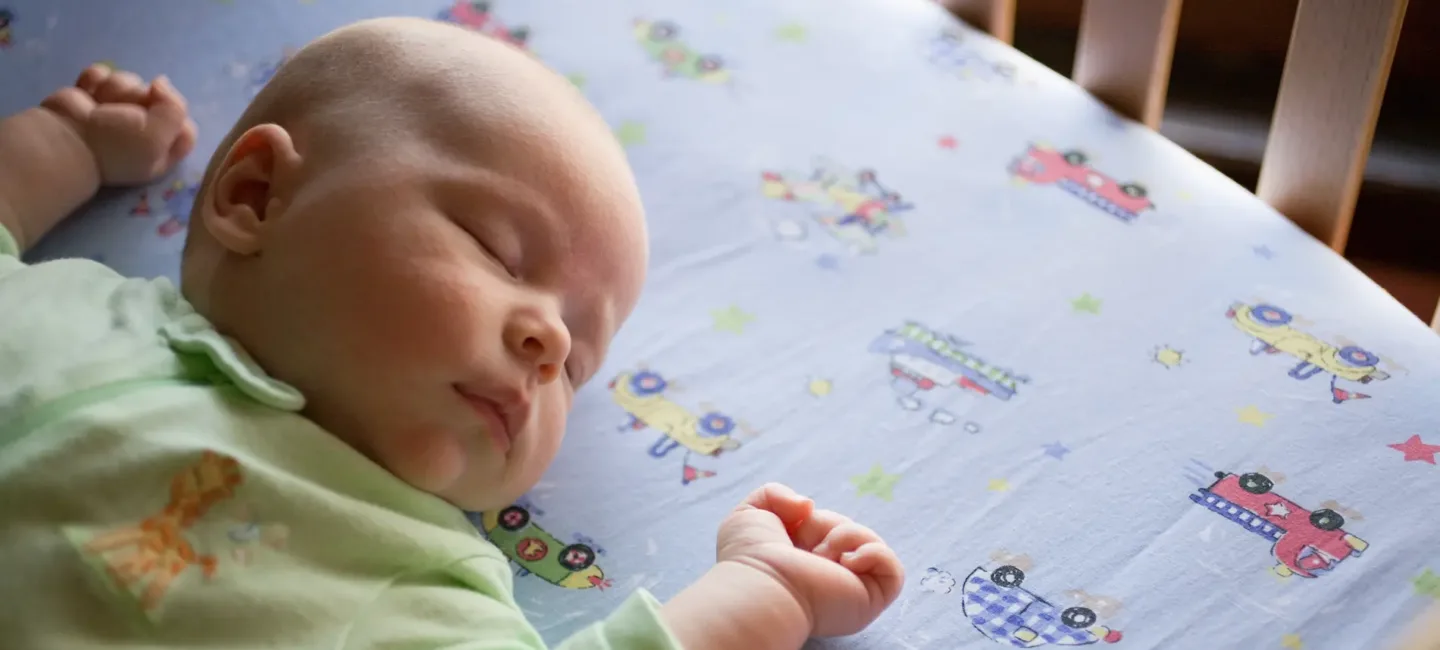 Faut-il réveiller un bébé pendant son sommeil ? may app santé