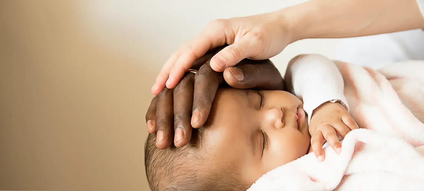 Faire dormir un bébé la journée : conseils et astuces may app santé