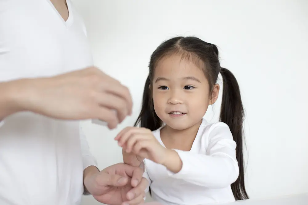 Consignes positives : guide pratique pour une éducation bienveillante - May App Santé