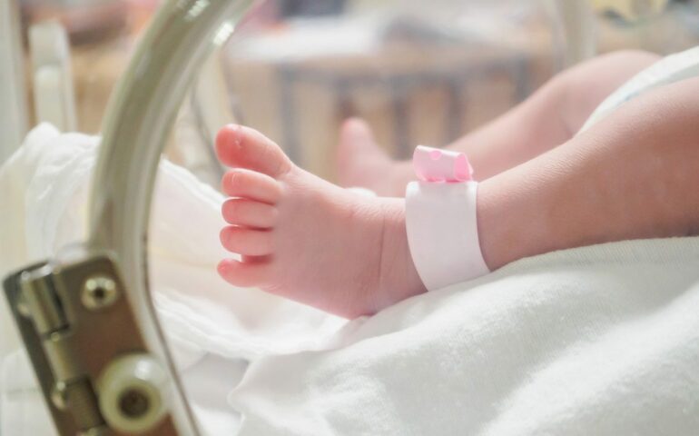 Le lait maternel pour les prématurés - May App Santé