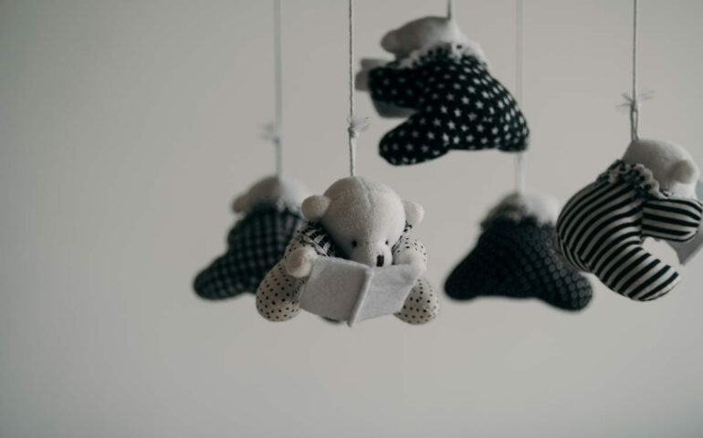 Comment apprendre à son bébé à s'endormir seul ? - May App Santé