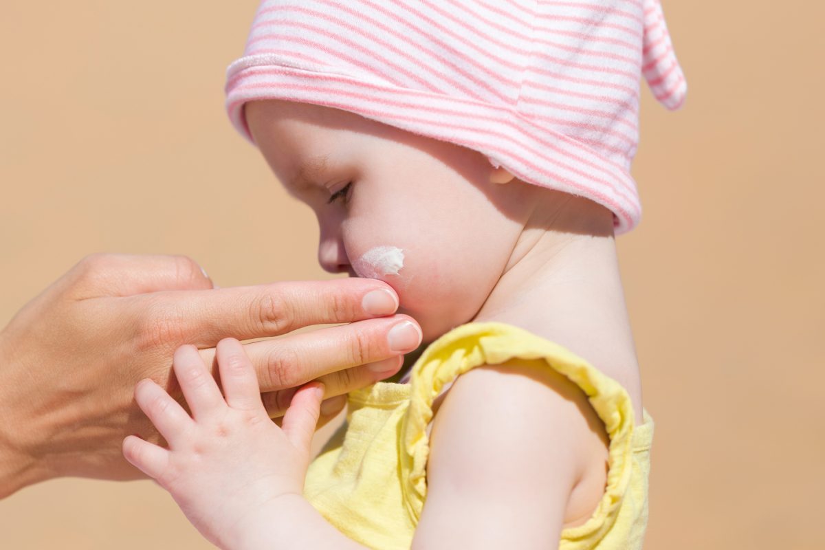 Pare-soleil bébé : lequel choisir pour protéger son enfant ?