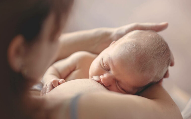 sommeil_et_allaitement_bébé