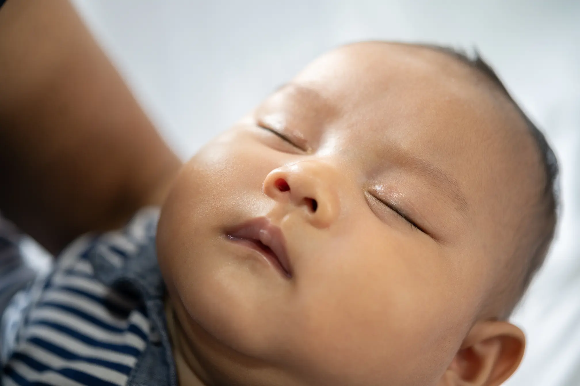 La sieste du nourrisson : de la naissance aux 6 mois may app santé