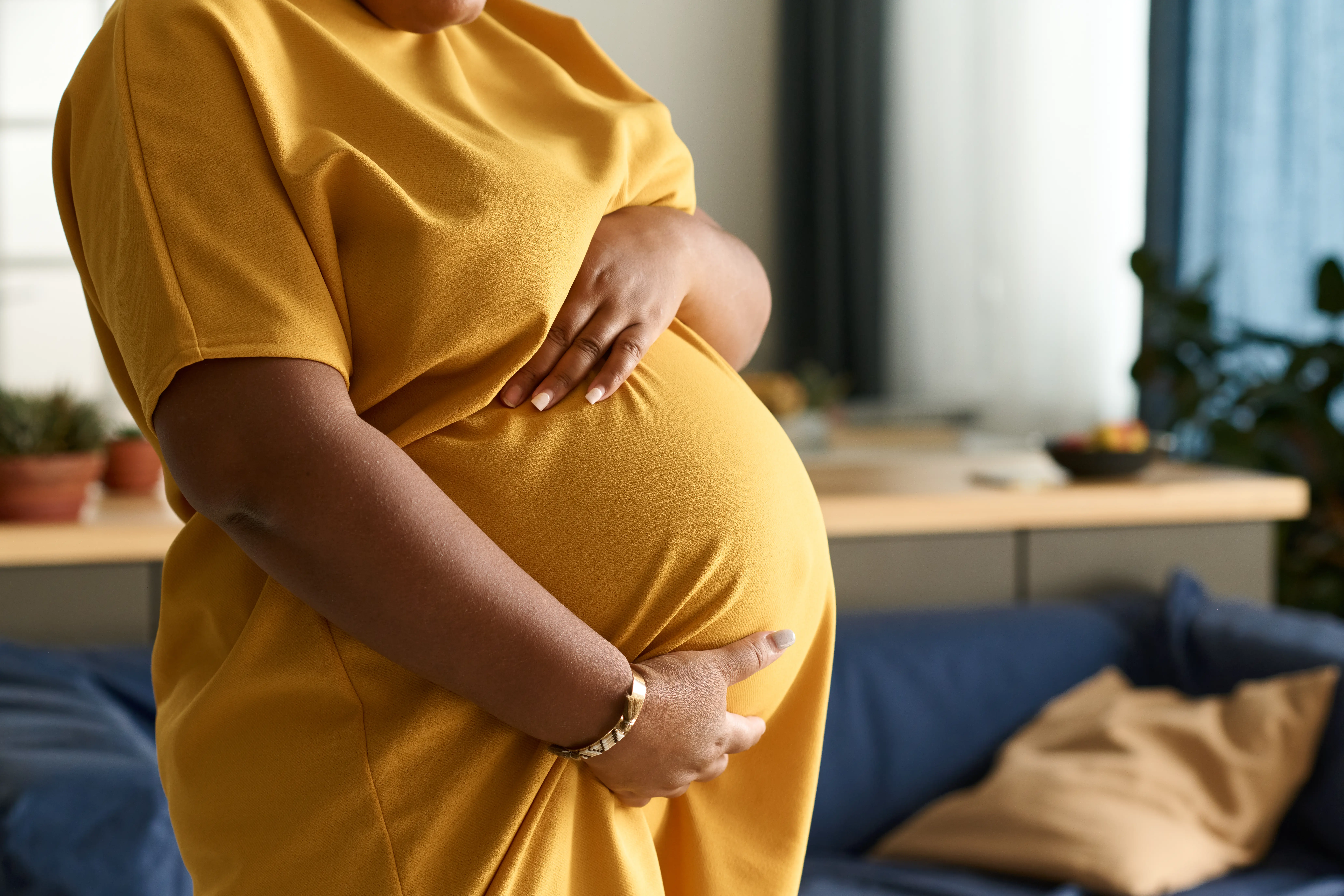 Hormones et post-partum : comprendre la chute hormonale après l'accouchement 1 Hormones et post-partum : comprendre la chute hormonale après l'accouchement - May app santé