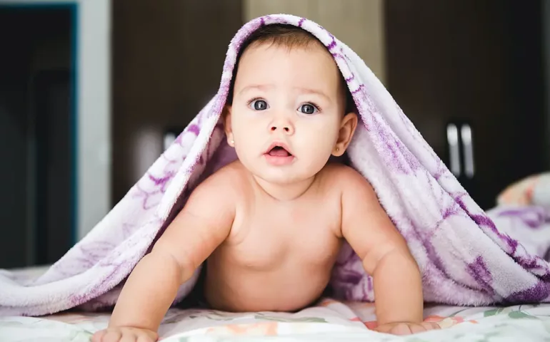 Baby's vision: how eyesight develops before the age of 1 - May App Santé