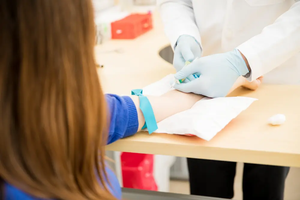 Prise de sang pour confirmer la grossesse : explications - May App Santé