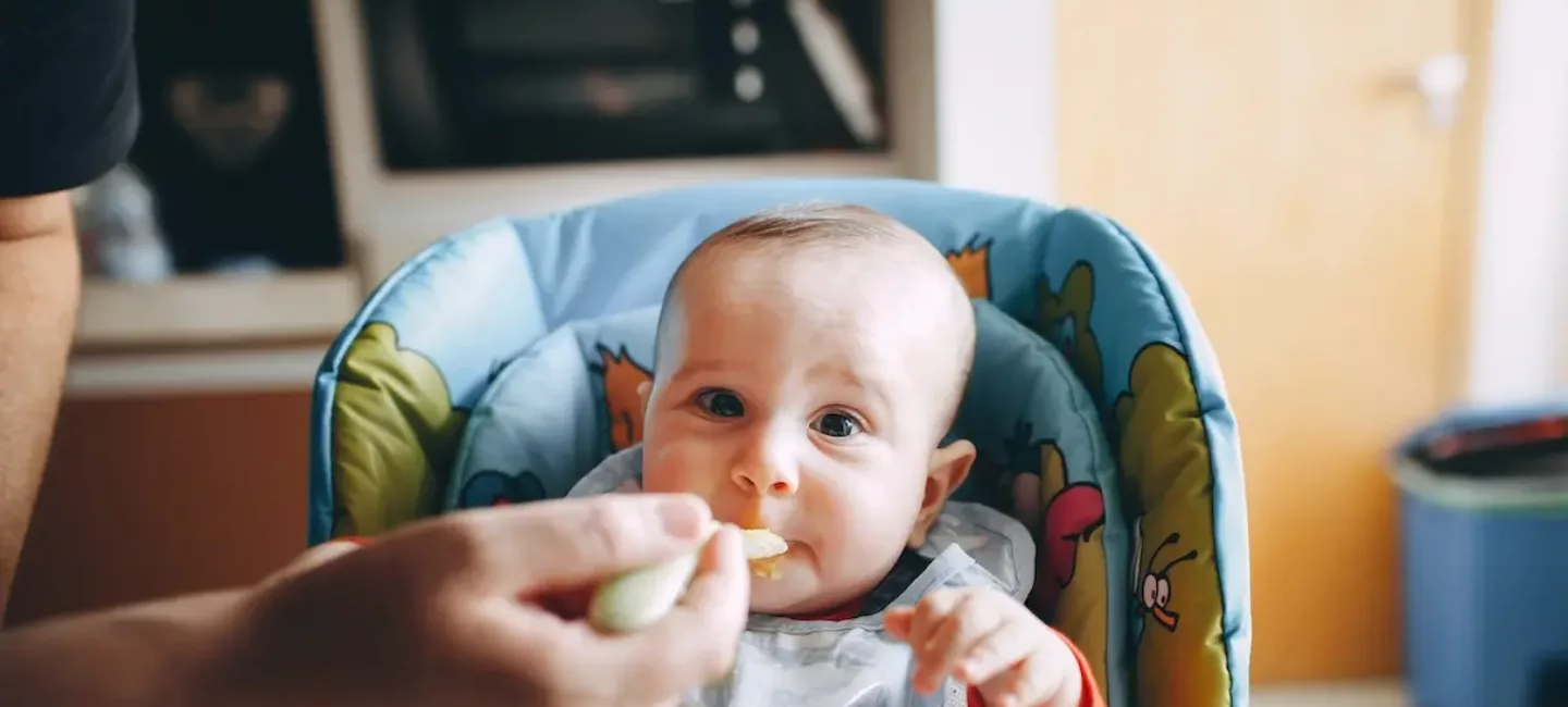 Quelles compotes pour un bébé de 4 mois ?