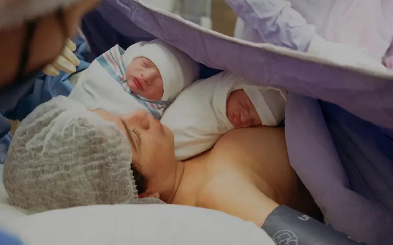 Quel suivi pour une grossesse gémellaire ?