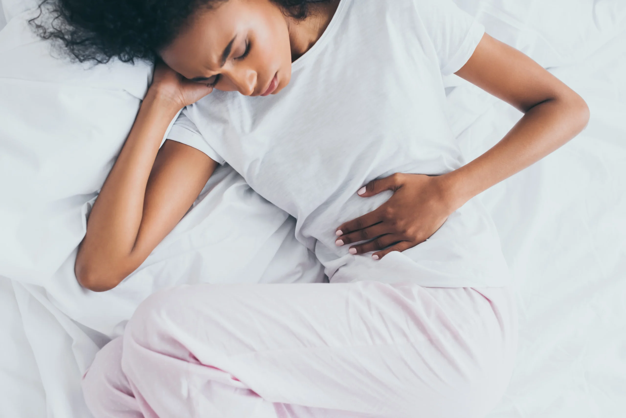 Douleurs au ventre au 1er mois de grossesse : est-ce normal ? 3 Est-il normal de ressentir des douleurs au ventre au 1er mois de grossesse ? - May santé app