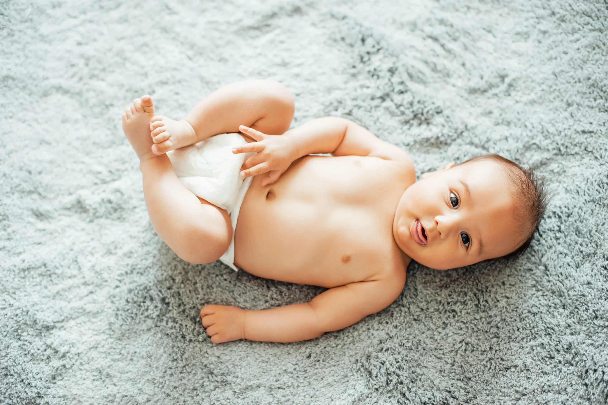 Les selles de mon bébé allaité sont-elles normales ? 2 Les selles de mon bébé allaité sont-elles normales ? - May app santé