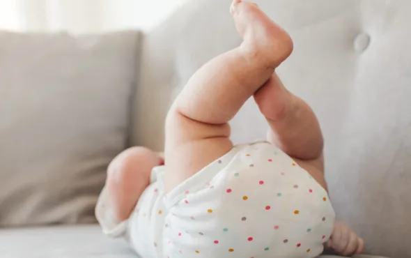 Les selles de mon bébé allaité sont-elles normales ? - May app santé