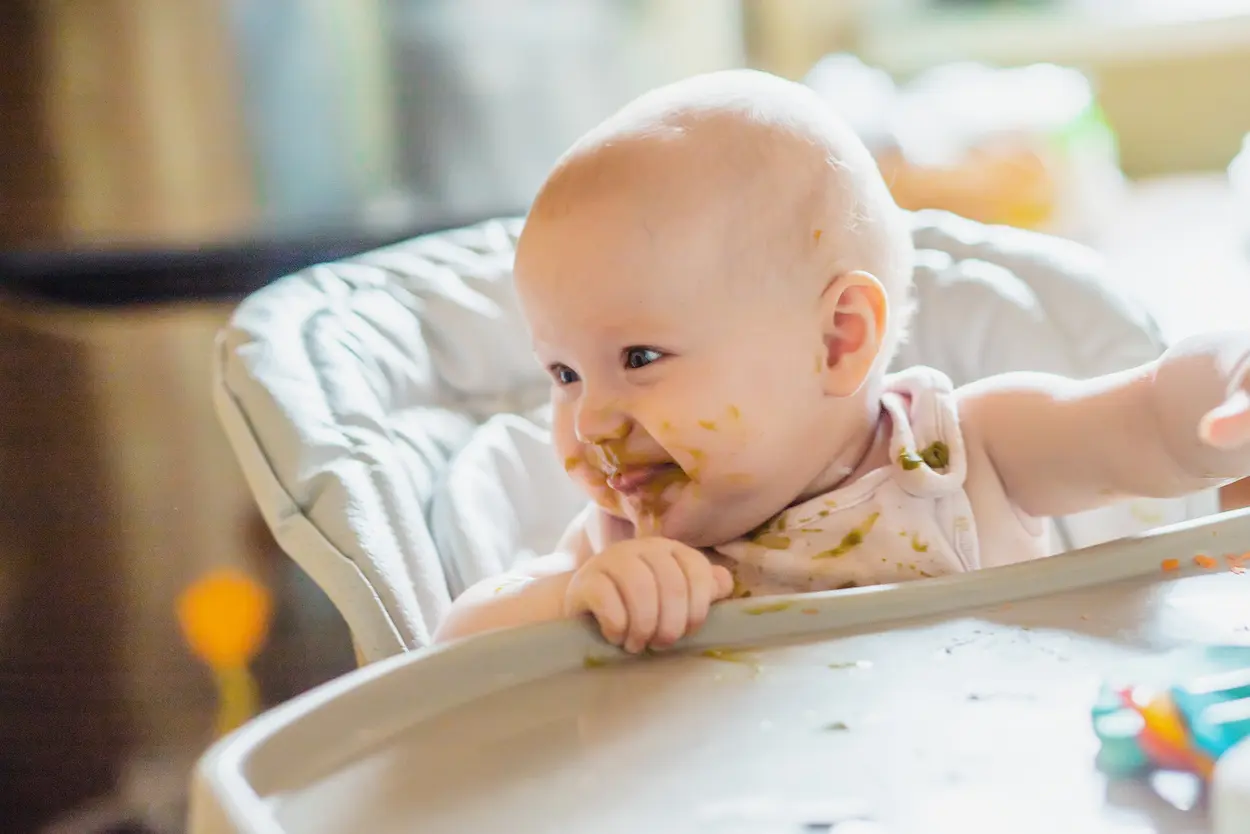 Bébé de 4 mois : tout sur son alimentation may app santé