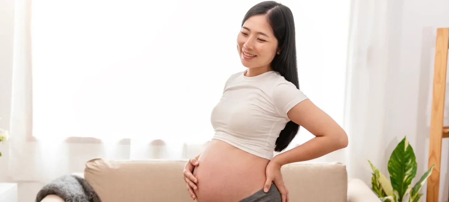 Sciatique pendant la grossesse : symptômes, causes et solutions pour soulager la douleur - May app santé