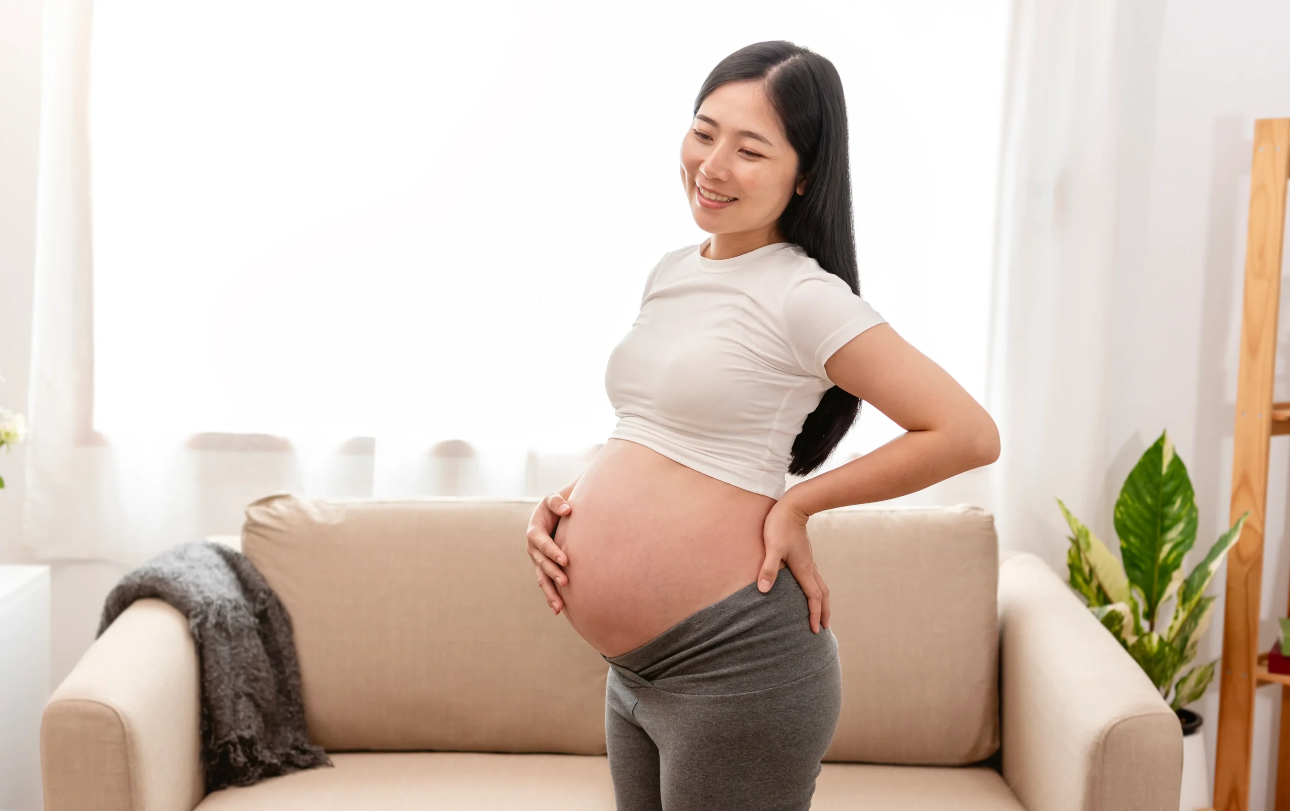 Sciatique pendant la grossesse : sympt&ocirc;mes, causes et solutions pour soulager la douleur - May app sant&eacute; 
