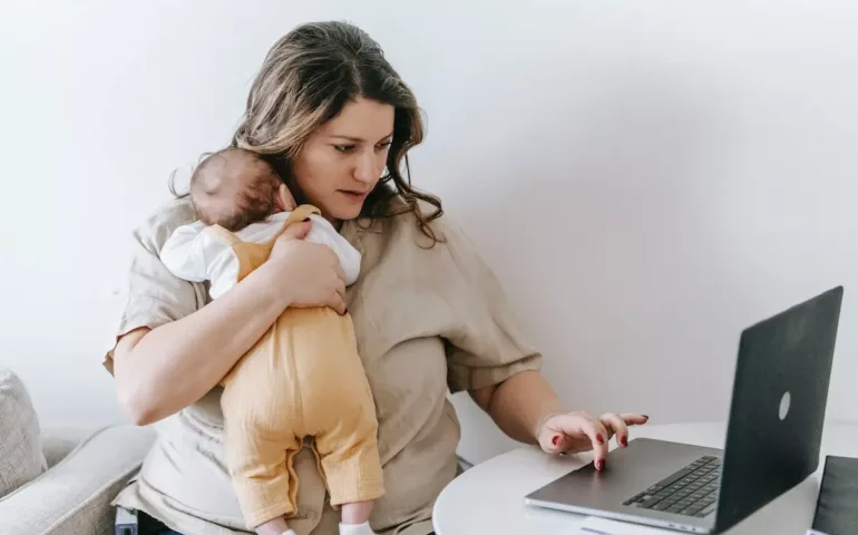 Combien de temps dure le post-partum ?