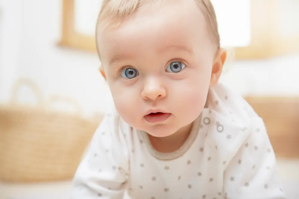 El tiempo de vigilia de un beb&eacute; de 4 meses - May App Salud