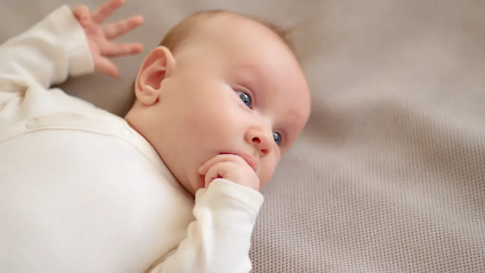 El tiempo de vigilia de un beb&eacute; de 4 meses - May App Salud