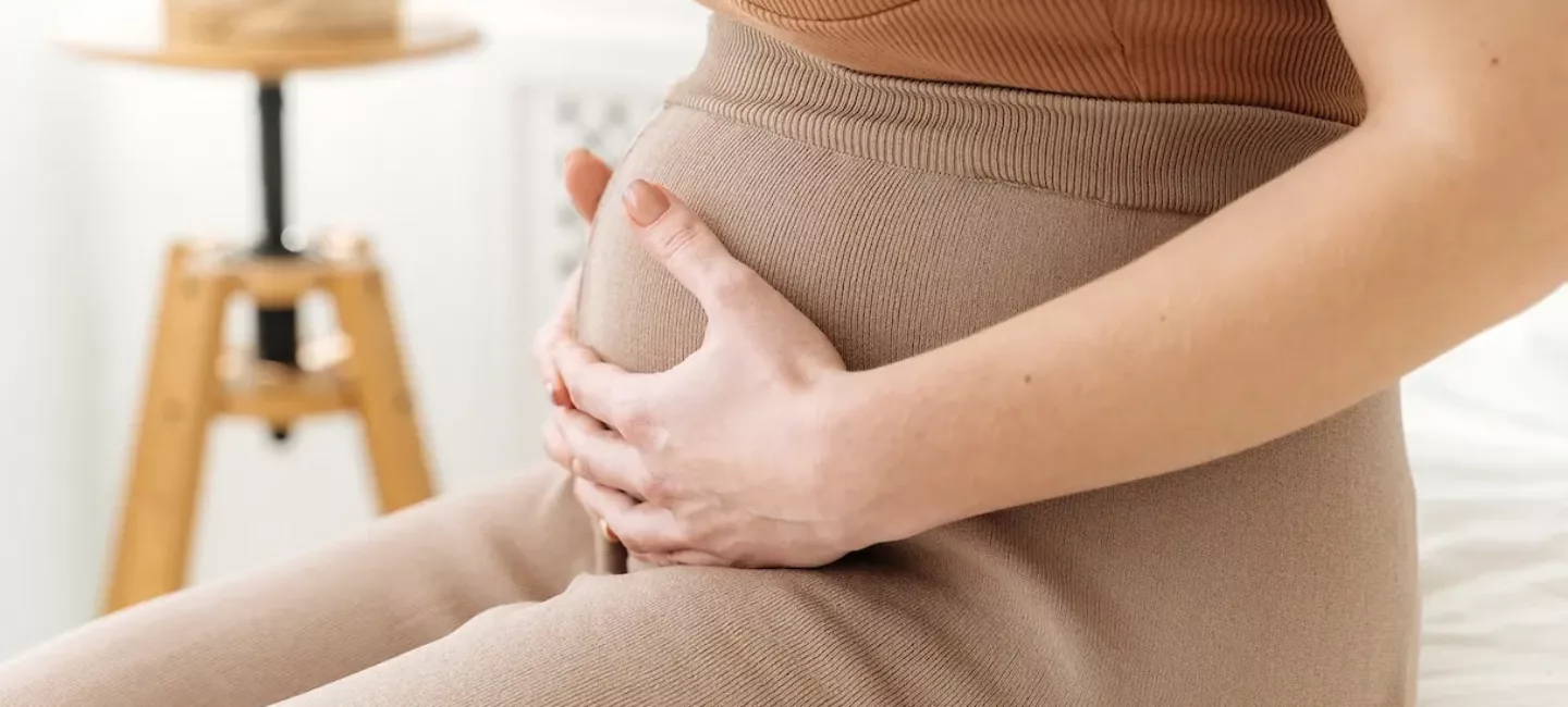 Soigner la pubalgie pendant la grossesse