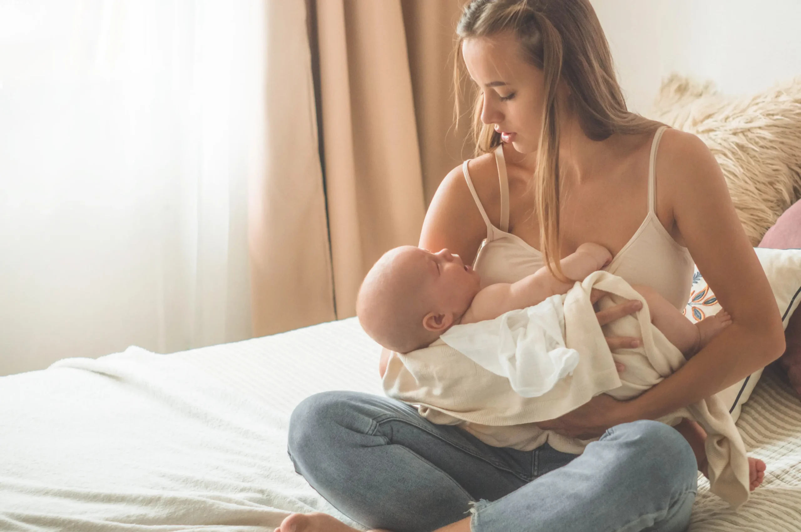 L’allaitement prolongé : jusqu'à quel âge poursuivre l'allaitement ?- May app santé 