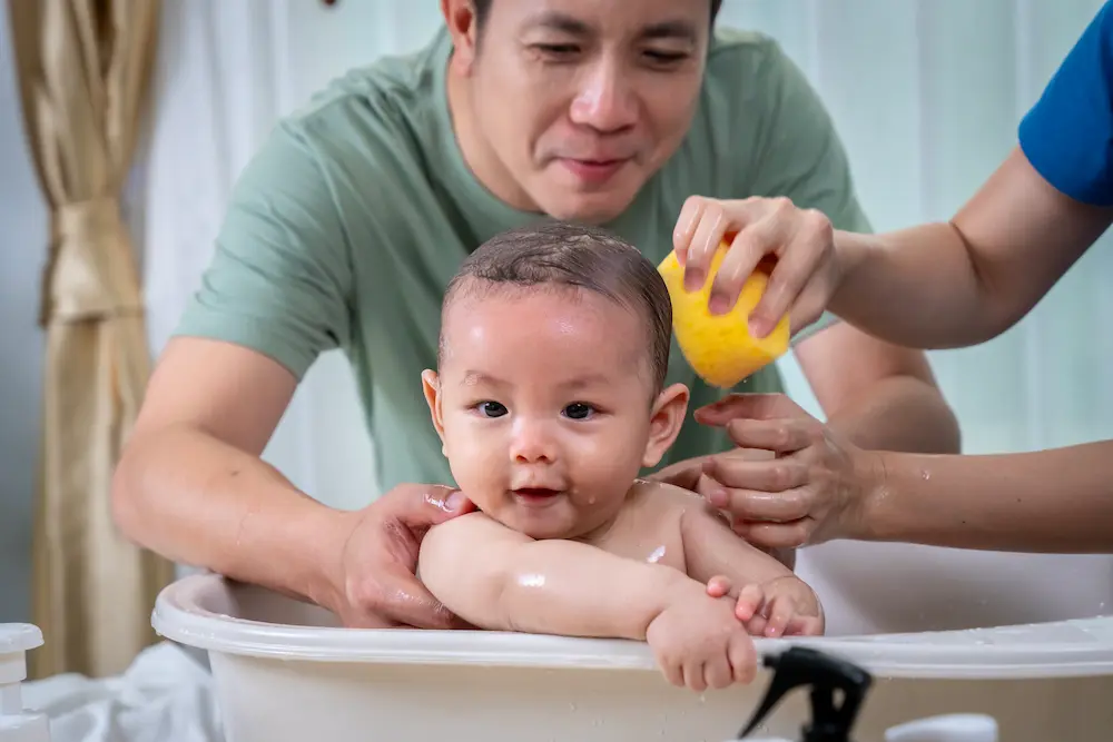 Bain de bébé : guide complet pour les parents 5 Bain de bébé : guide complet pour les parents - May App Santé
