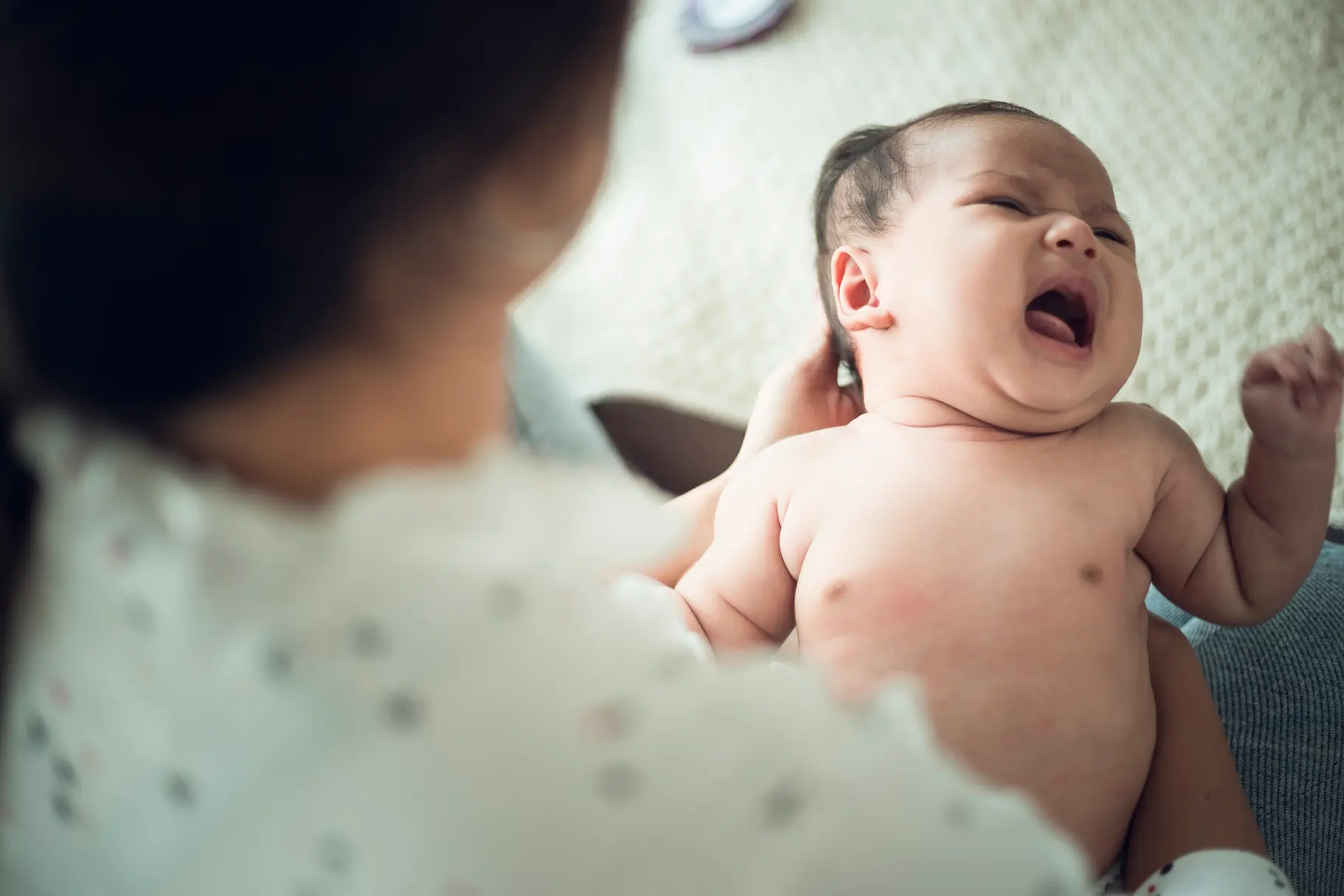 Mon bébé a de la fièvre : comment réagir ? may app santé