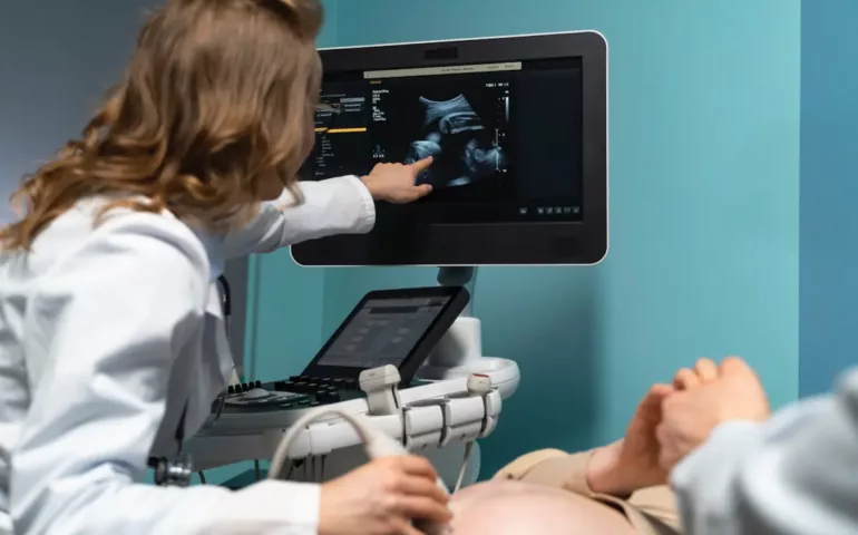 La prise de poids du bébé pendant la grossesse