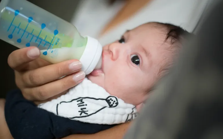 Quel biberon choisir pour un nourrisson ? may app santé