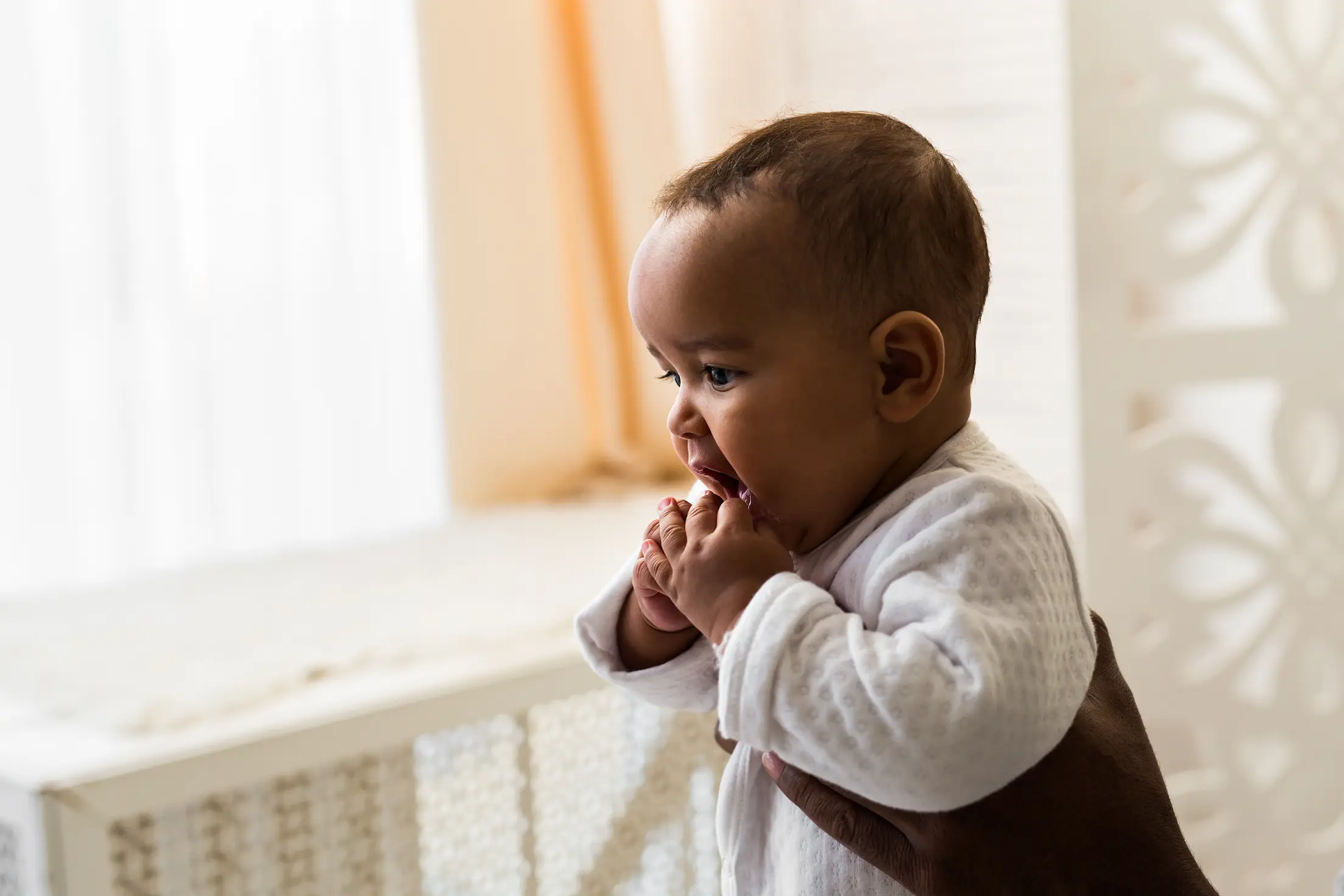 Mon bébé de 2 mois bave : pourquoi et quand s’inquiéter ? may app santé