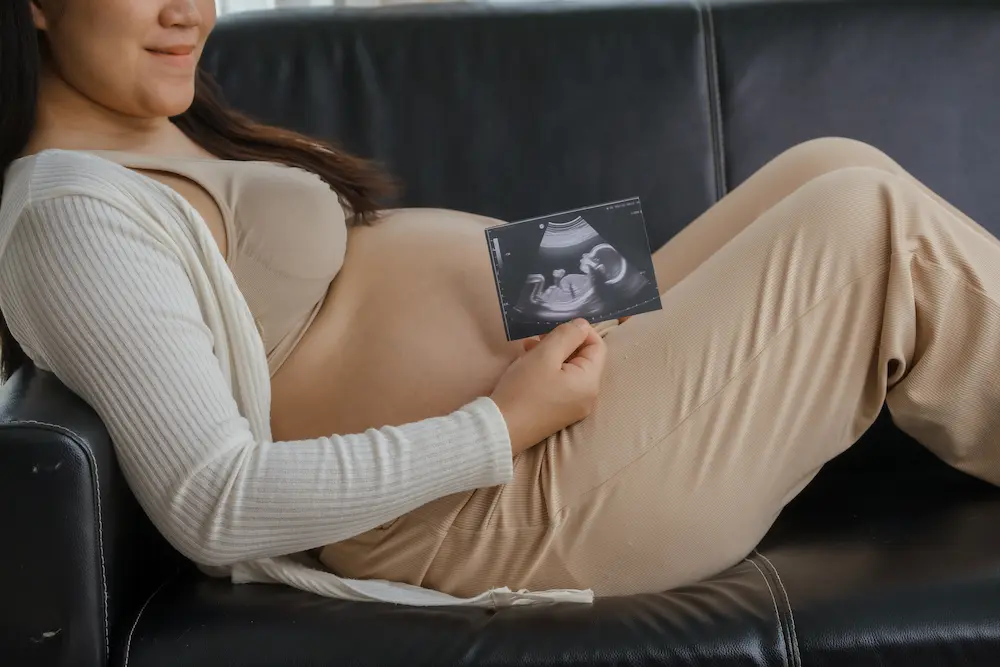 7 semaines de grossesse - 9 SA : tout savoir - May App Santé
