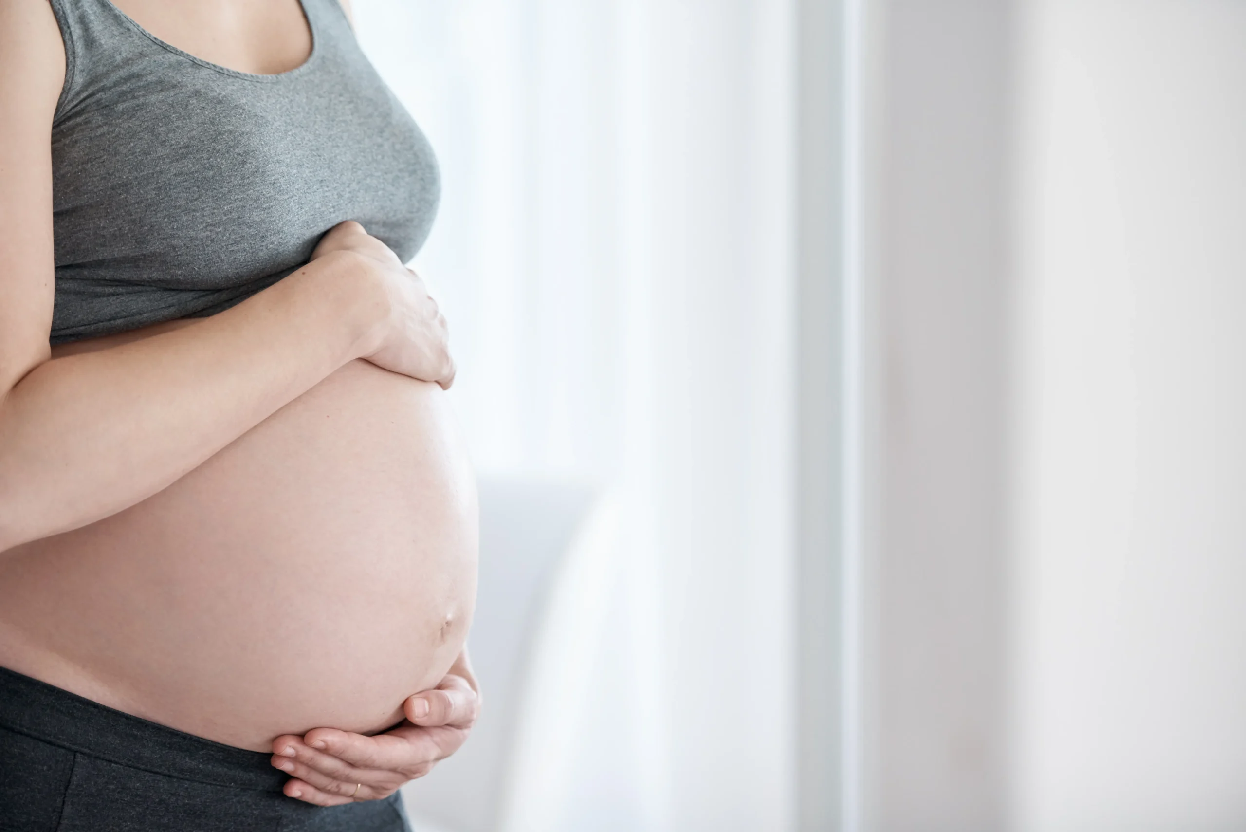 Quand commence-t-on à sentir son bébé bouger ? 3 Quand commence-t-on à sentir son bébé bouger ? - May app santé