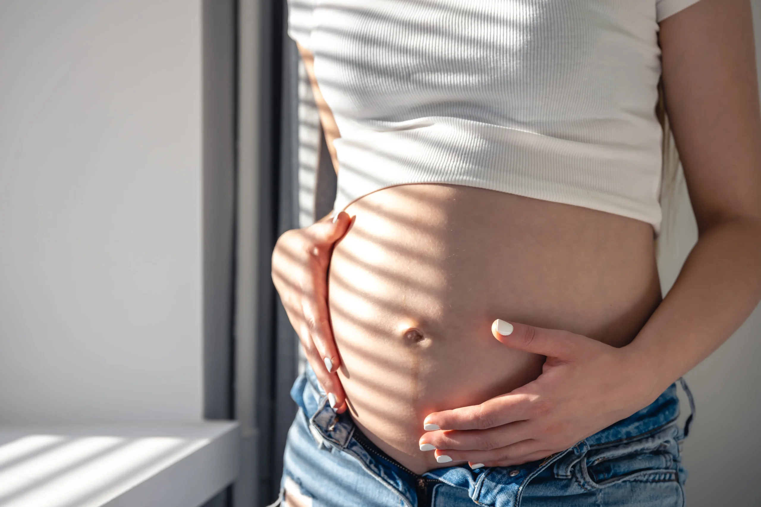 Remontées acides pendant la grossesse : comment les soulager ? 4 Remontées acides pendant la grossesse : comment les soulager ? - May app santé