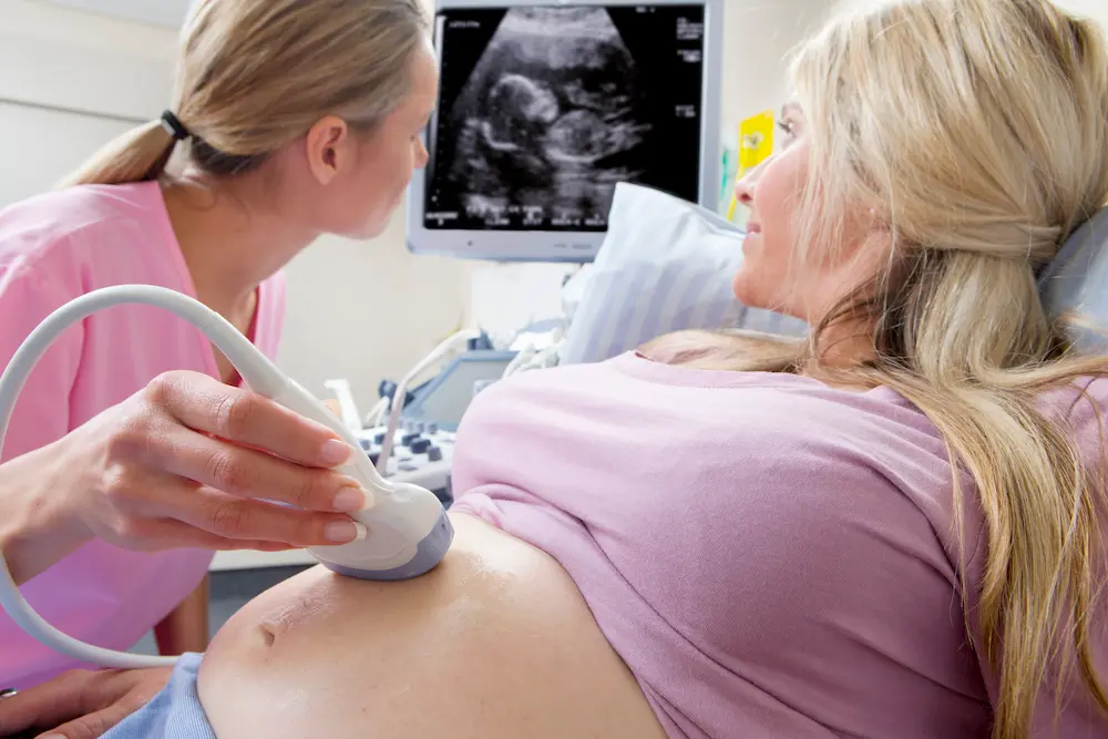 La deuxième échographie de grossesse : tout ce que vous devez savoir 3 La deuxième échographie de grossesse : tout ce que vous devez savoir - May App Santé