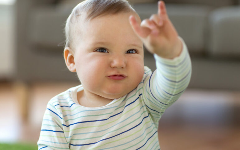 Communicating without words: sign language for babies - May App Santé