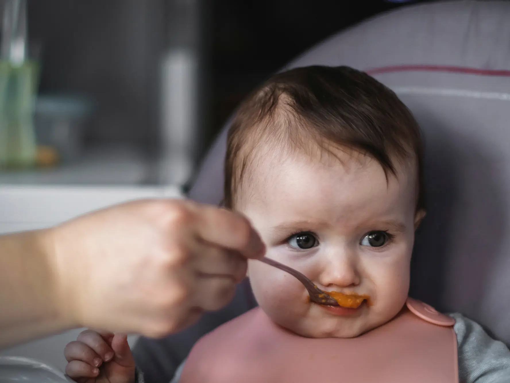Les horaires de repas chez un bébé de 4 mois may app santé
