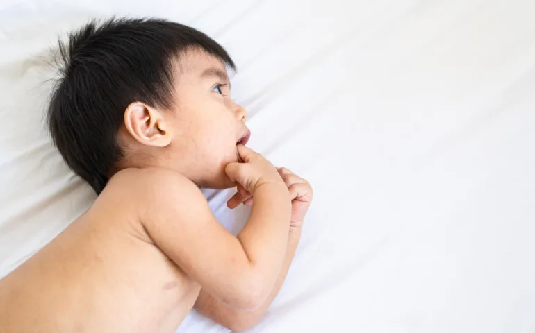 roséole bébé May app