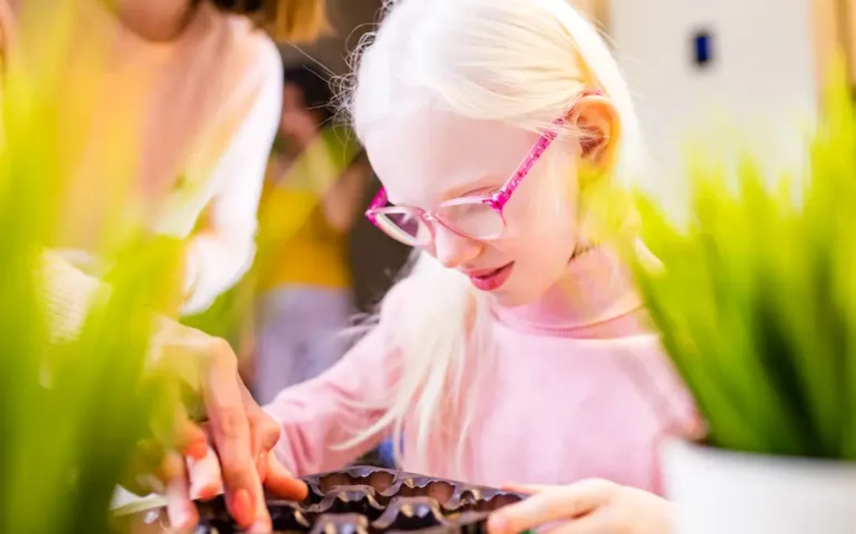 Enfant albinos : comprendre et accompagner may santé app