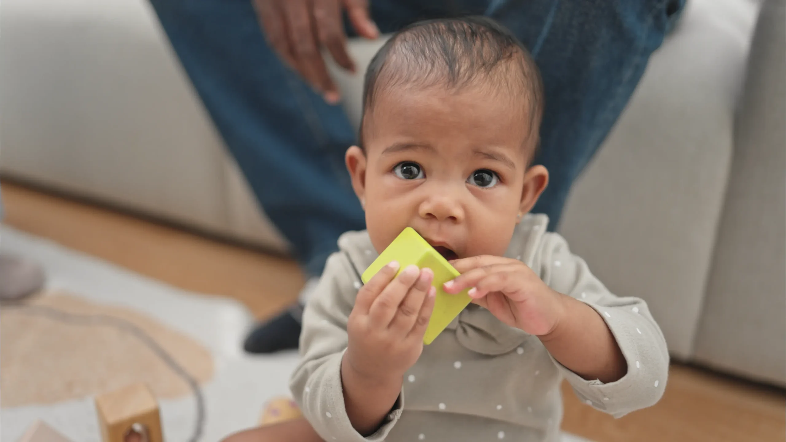 Pâques 2025 : à partir de quand un bébé peut-il manger du chocolat ? may app santé