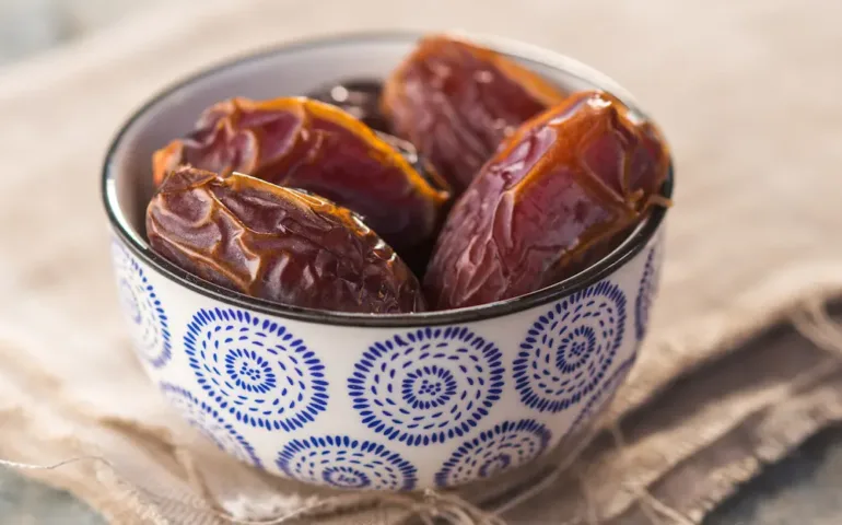 Dattes grossesse : leurs bienfaits pendant la grossesse may app santé