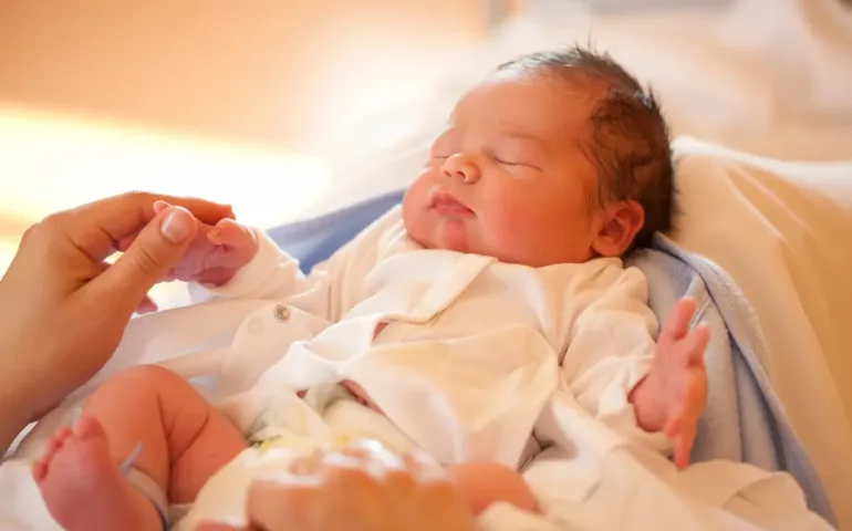 Bleeding umbilical cord: causes and solutions - May App Santé