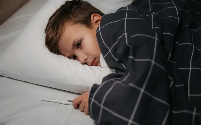 Mononucléose chez l'enfant : symptômes et soins may app santé