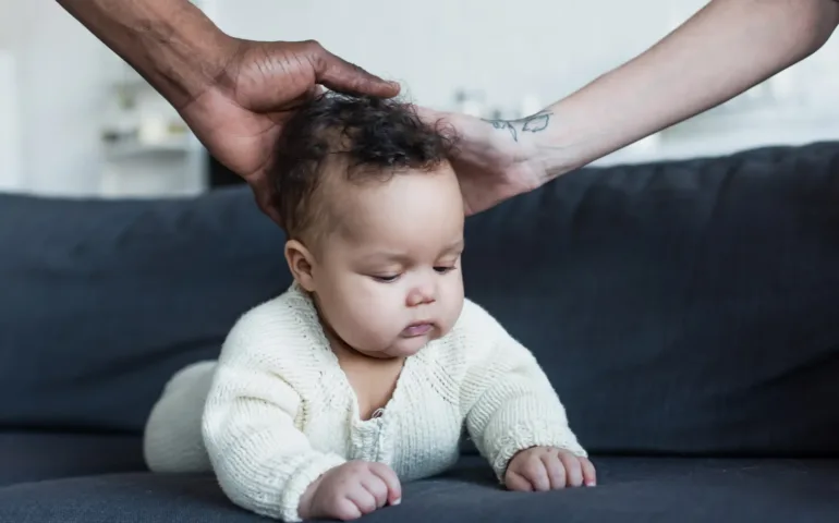 Huile essentielle bébé : utilisation et précautions may app santé