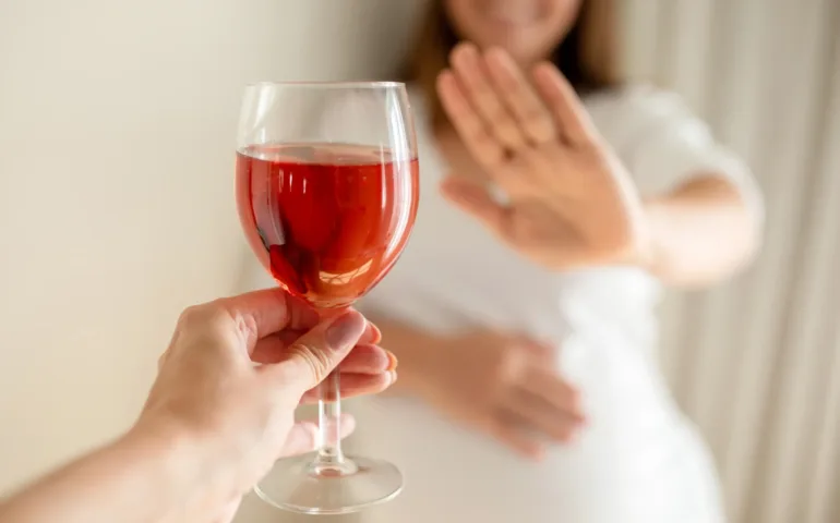 Alcohol and pregnancy: what are the risks? - May App Santé