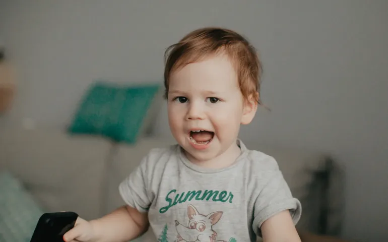 Bébé 13 mois langage : étapes et conseils may app santé