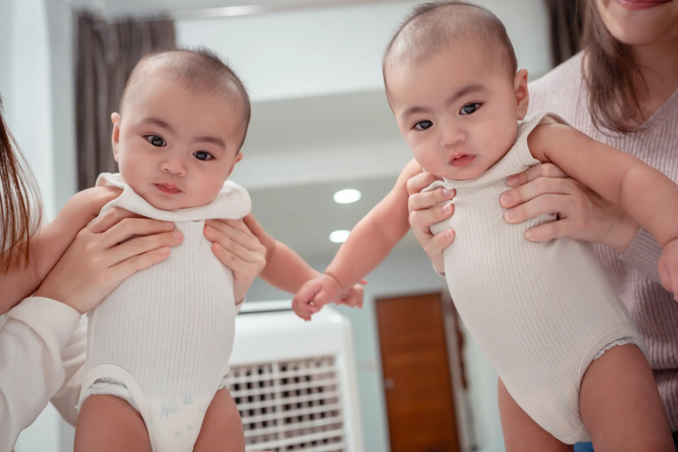 Jumeaux fille et garçon : tout savoir - May app, image size:2336x1557