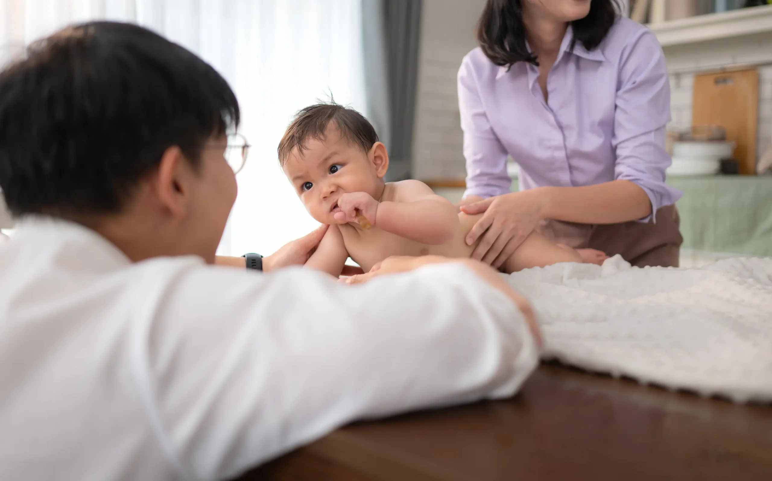 À quel âge un bébé reconnaît son prénom ? may app santé