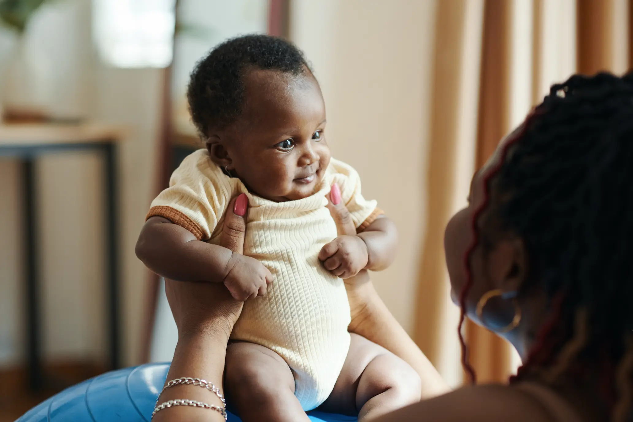 Séparation bébé-mère pendant plusieurs jours : conseils may app santé