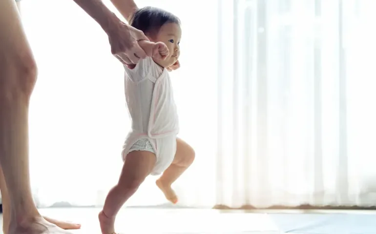 Courbe bébé fille : guide complet sur la croissance may app santé